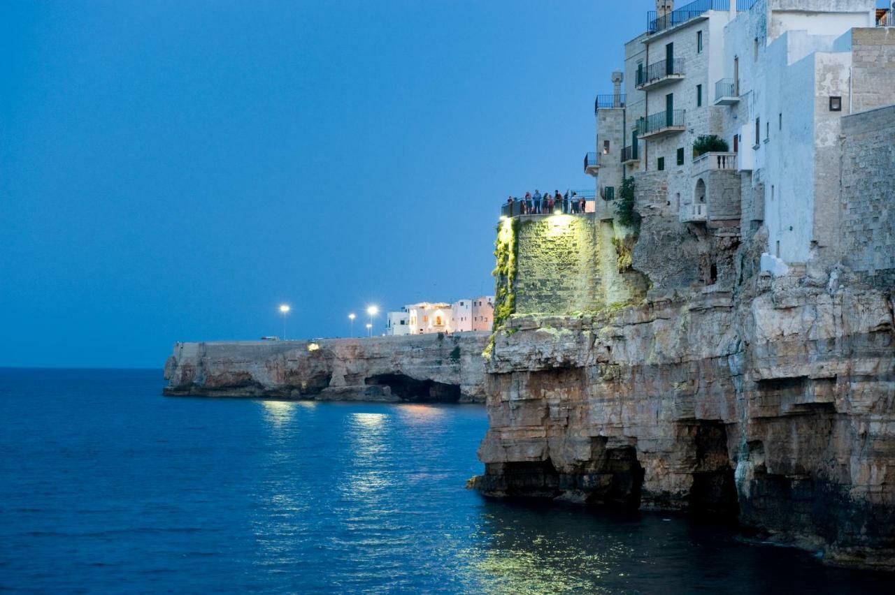 Bed and Breakfast Sei Stelle Mama Полиньяно-а-Маре Экстерьер фото